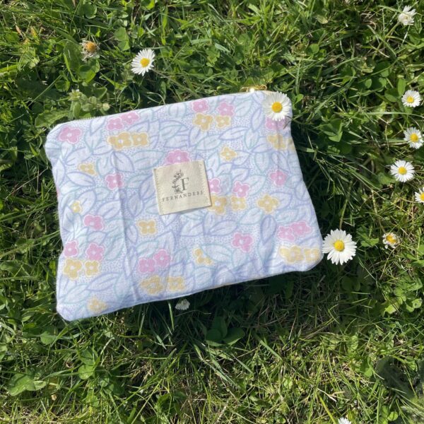 pochette plate violette à fleurs Fernande35