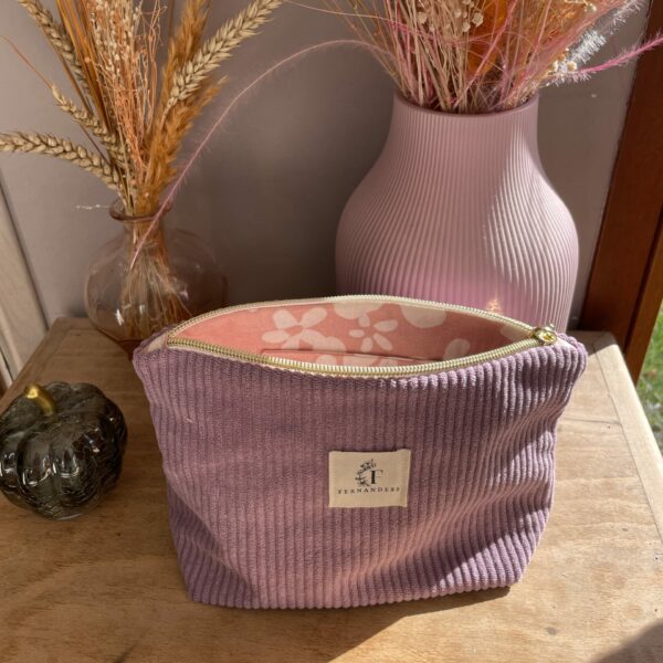 pochette zippée en velours côtelé violet