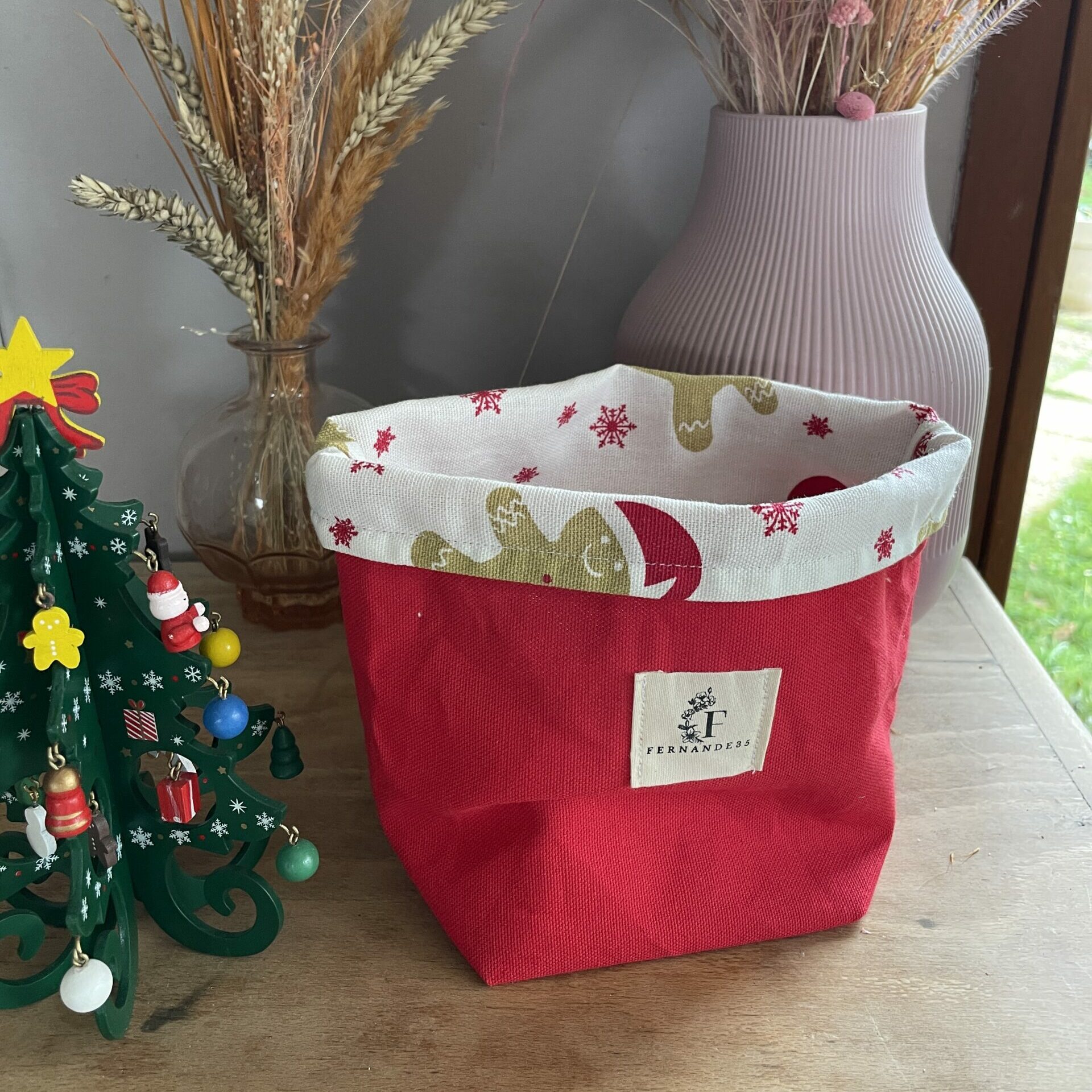 Panier en tissu rouge Noel