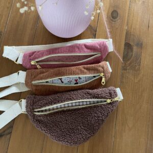 Trois sacs bananes pour enfants, coloris au choix sur mesure