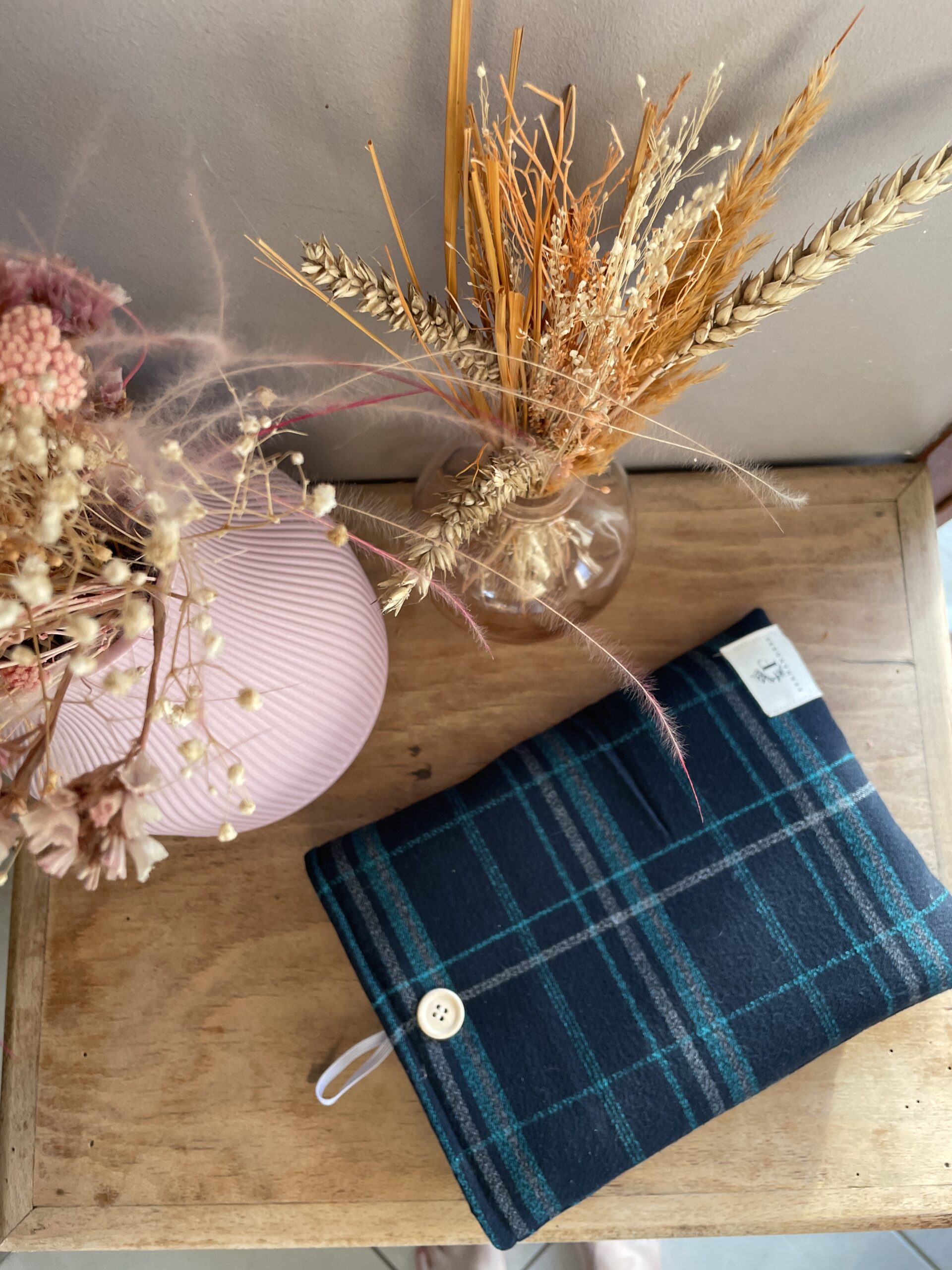 Pochette à livre upcyclé – Image 5